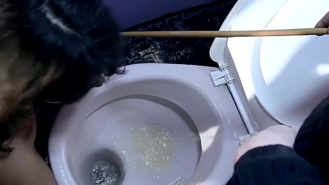 Skllavja ime e mrekullueshme e seksit privat Melanie Memphis. Ajo është skllaveja ime e preferuar, duket e pafajshme, e re, në seks anal, me role, dhe unë mund ta përdor sa herë të dua. Pjesa 1.